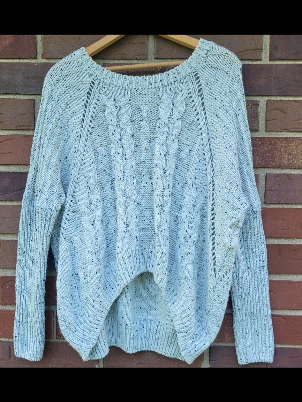 Poof Knit Sweater Womens Large Gray with Black Accents